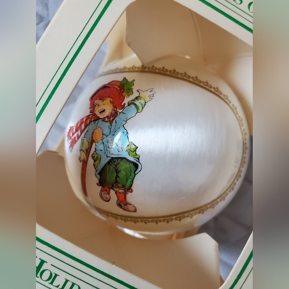 Original vintage 1986 Christmas Ornament One holiday ornament - Picture 2 of 6